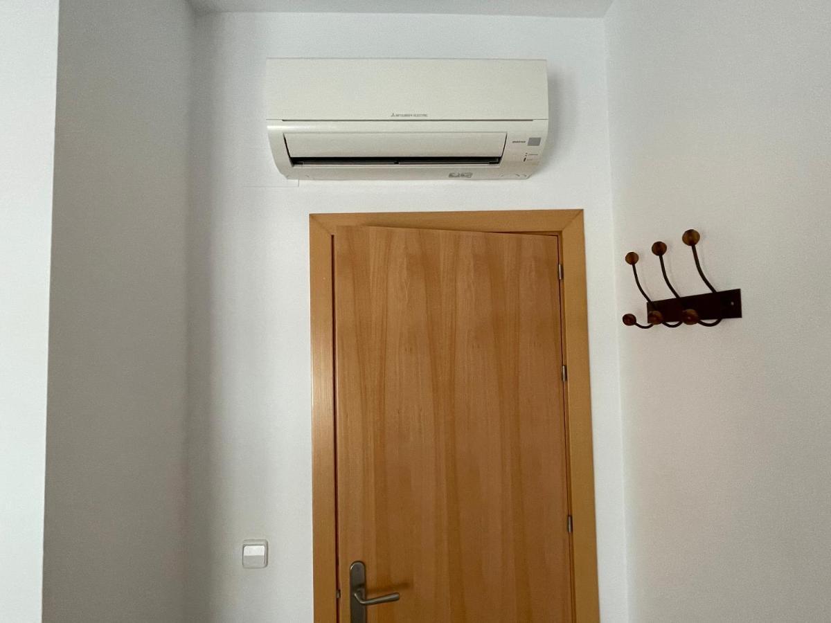 דירות קוניל דה לה פרונטרה Atico Premium Conil Con 2 Terrazas, Parking, Piscina, Aire Ac Y Wifi -Solo Familias Y Parejas- מראה חיצוני תמונה
