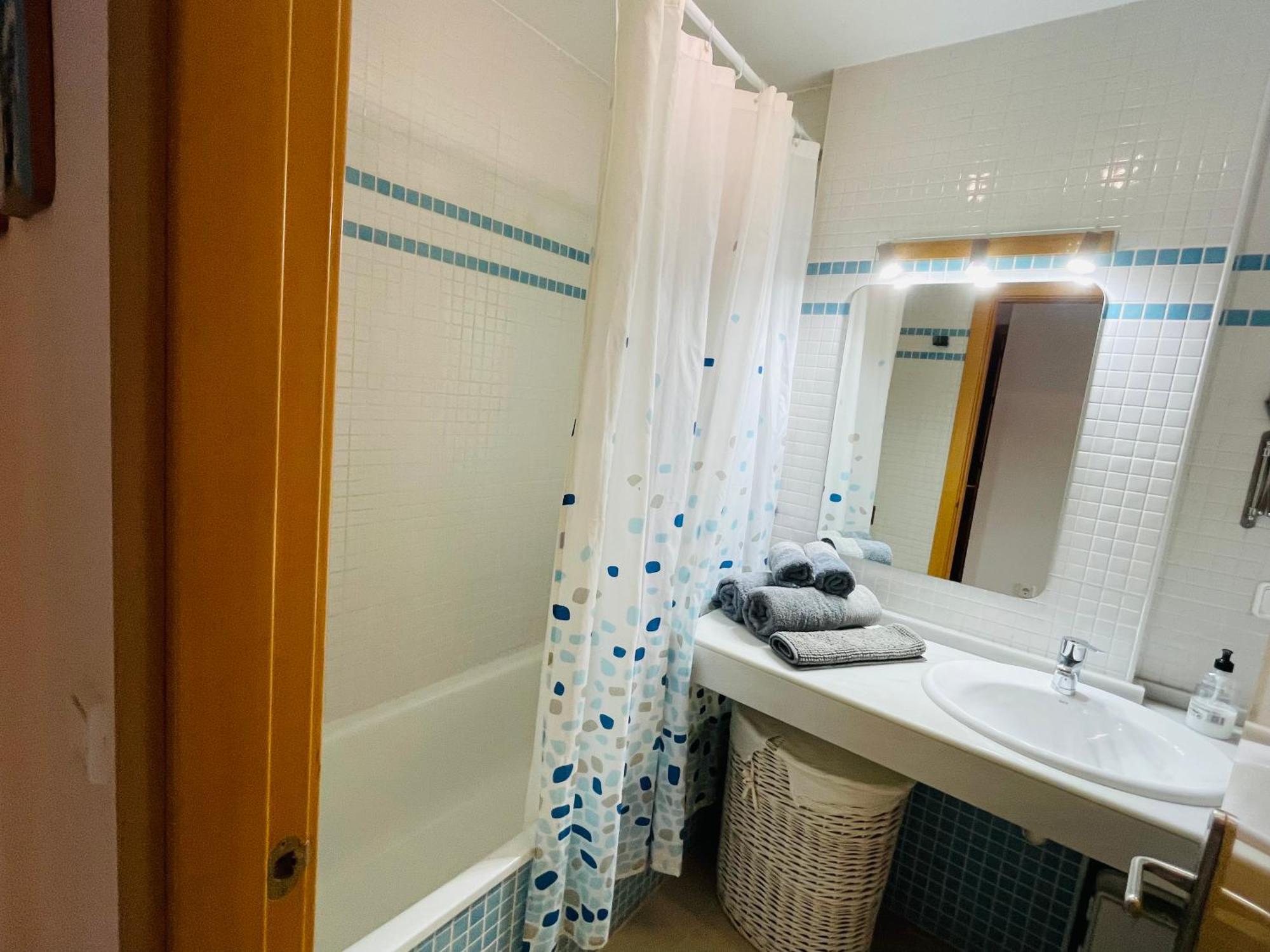 דירות קוניל דה לה פרונטרה Atico Premium Conil Con 2 Terrazas, Parking, Piscina, Aire Ac Y Wifi -Solo Familias Y Parejas- מראה חיצוני תמונה